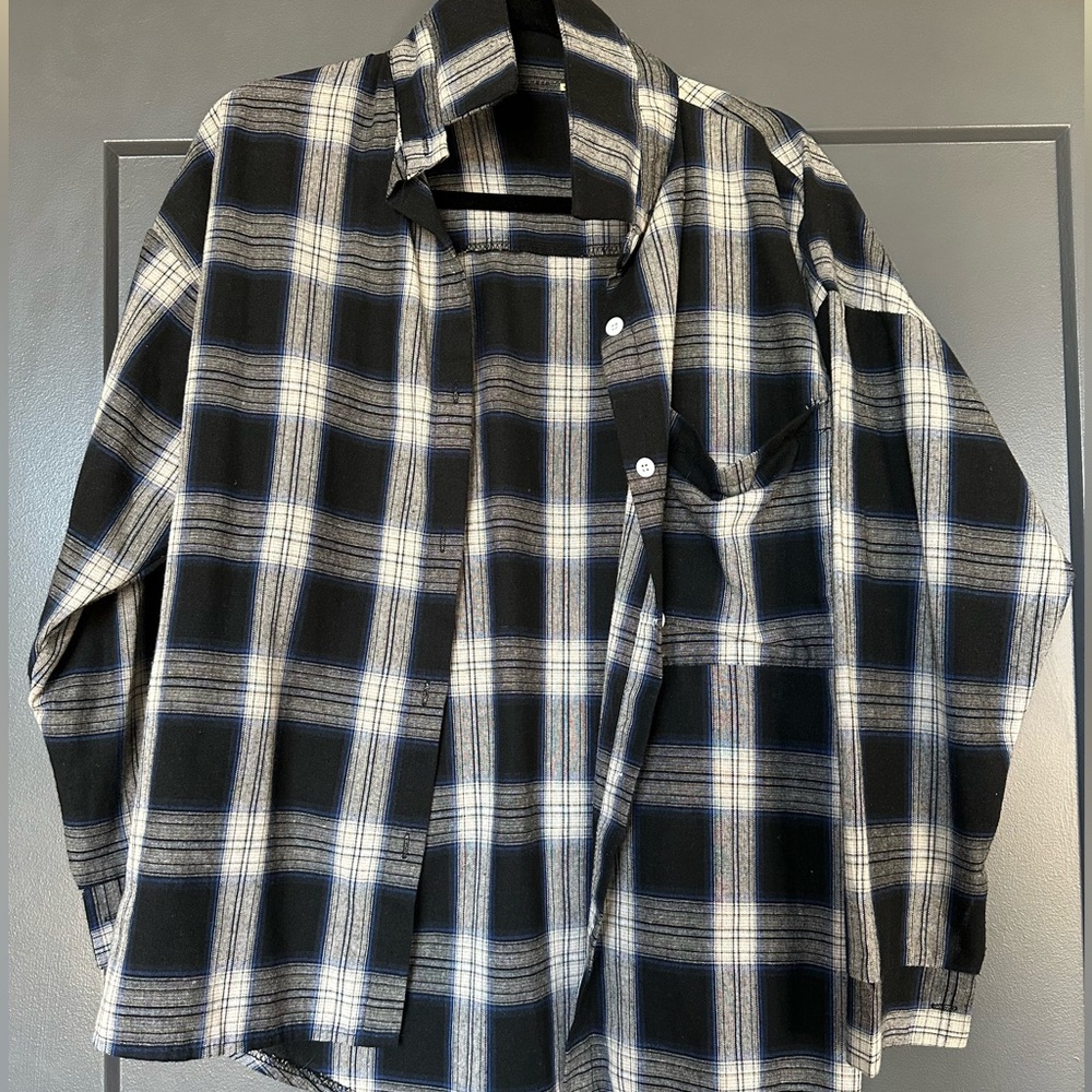 Black and White Plaid Women’s Shirt